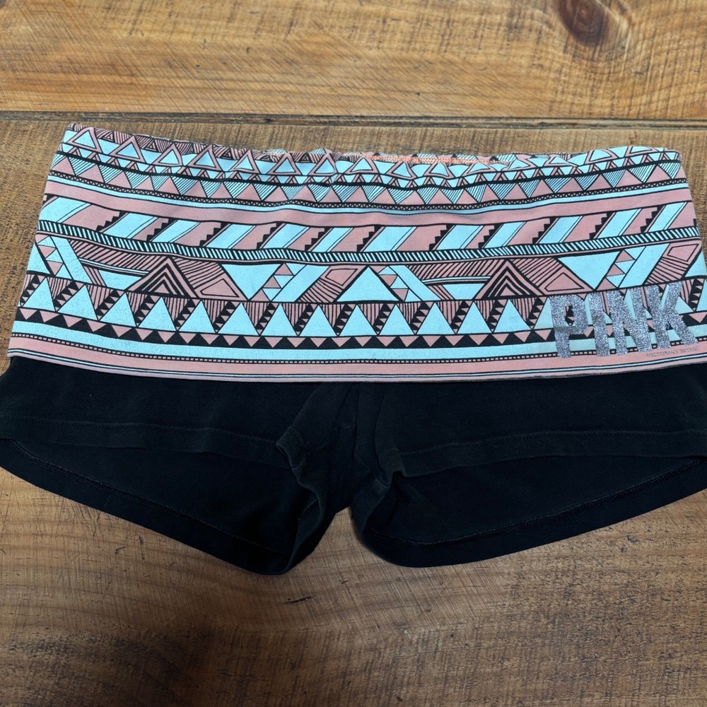 Victorias Secret PINK Womens Black Y2K Aztec Fold Over Yoga Shorts Size Medium